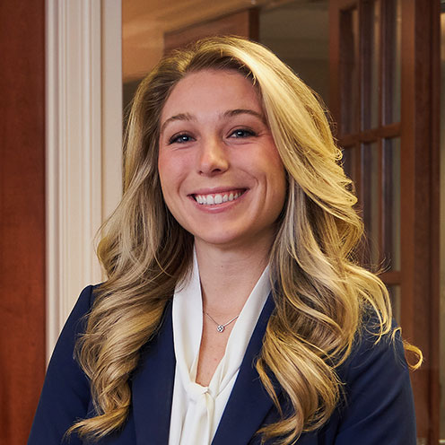 Kaitlyn Phillips headshot